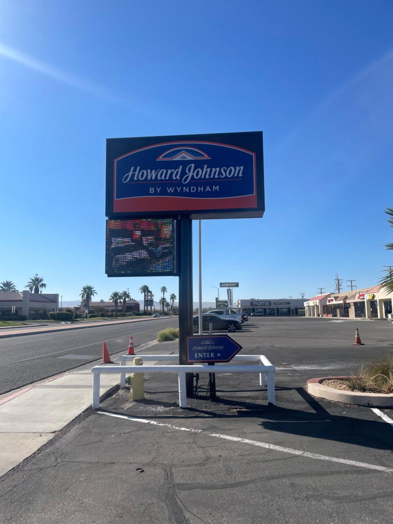 Howard Johnson By Wyndham Ridgecrest, Ca Exterior foto